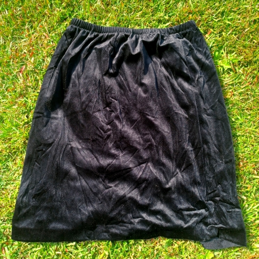 Vintage velvet skirt